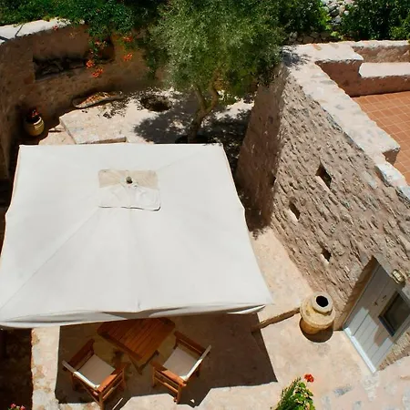 Guest house Karavi